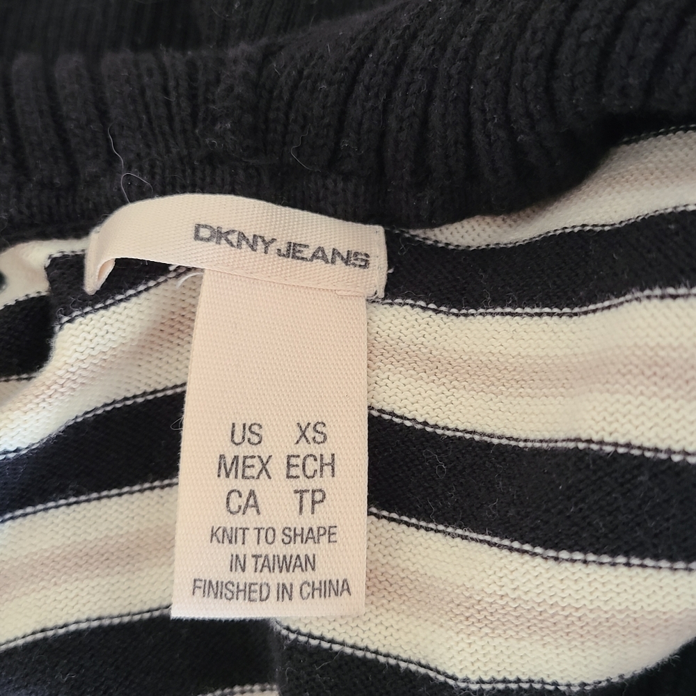DKNY crop sweater - Picture 5 of 6